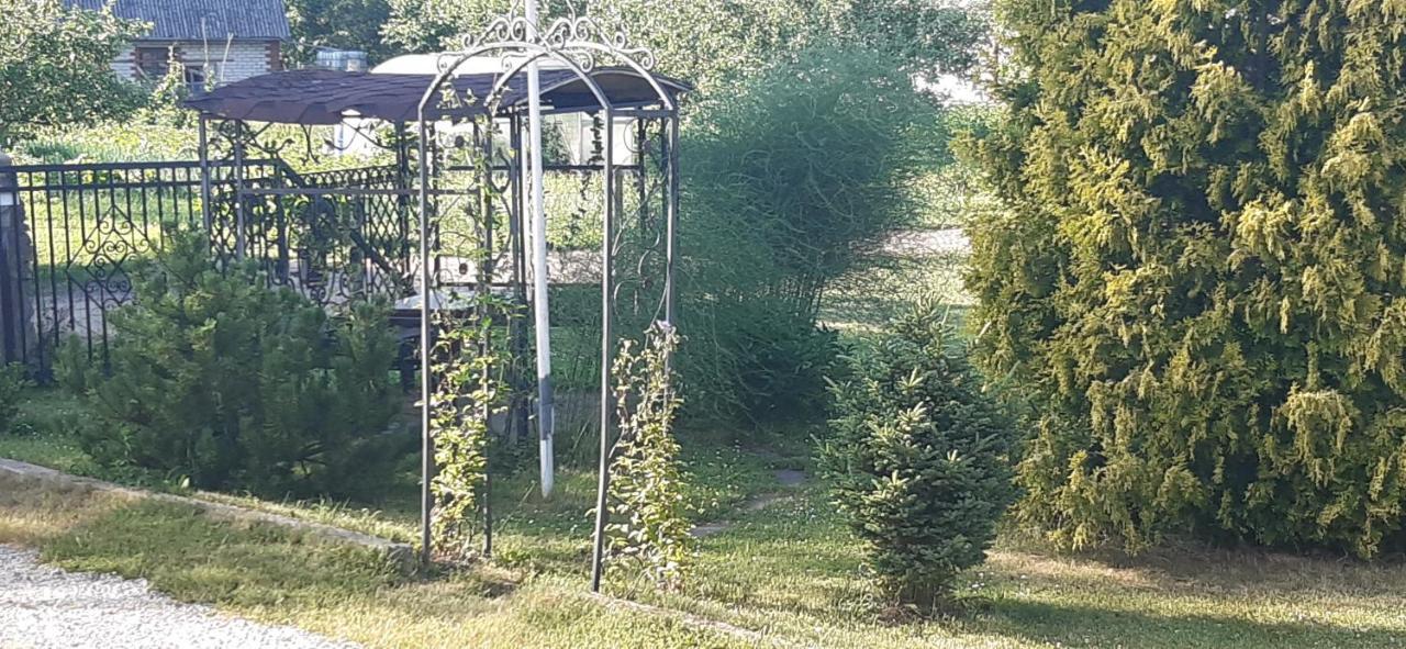 Hotel Viesu Nams "Laimes Pakavs" Straupe Zewnętrze zdjęcie